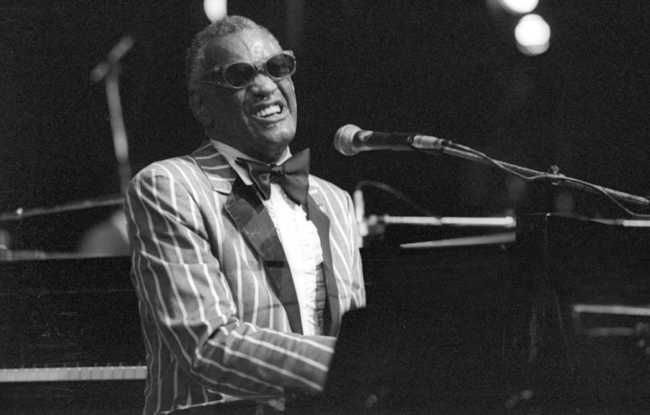 Ray Charles performing I “got a woman” USA 2003.