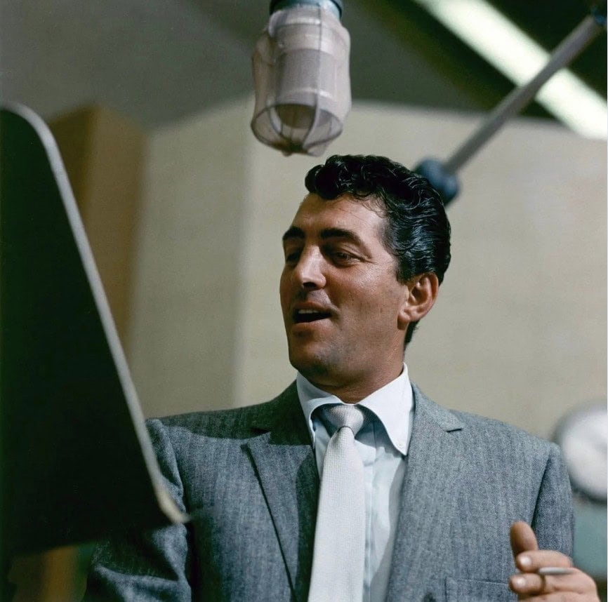 Dean Martin – Everybody Loves Somebody